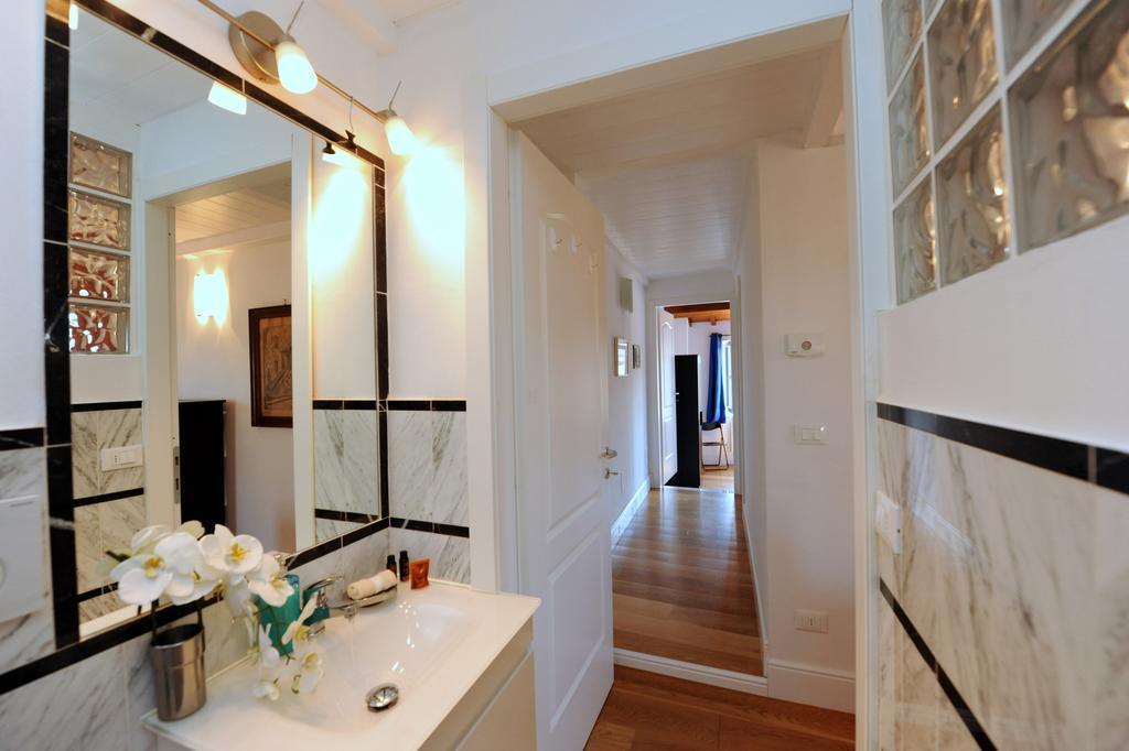 Acacia Firenze - Ciclamino Apartment Bagian luar foto